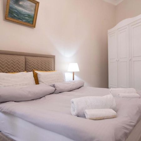 Old Town-Booking Apartment Тбилиси Экстерьер фото