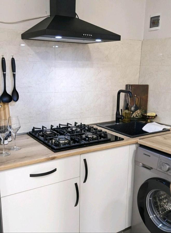 Old Town-Booking Apartment Тбилиси Экстерьер фото