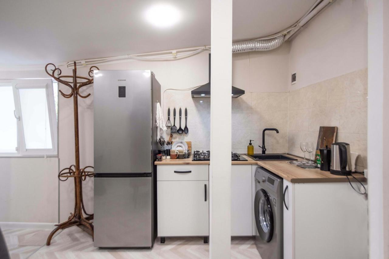 Old Town-Booking Apartment Тбилиси Экстерьер фото