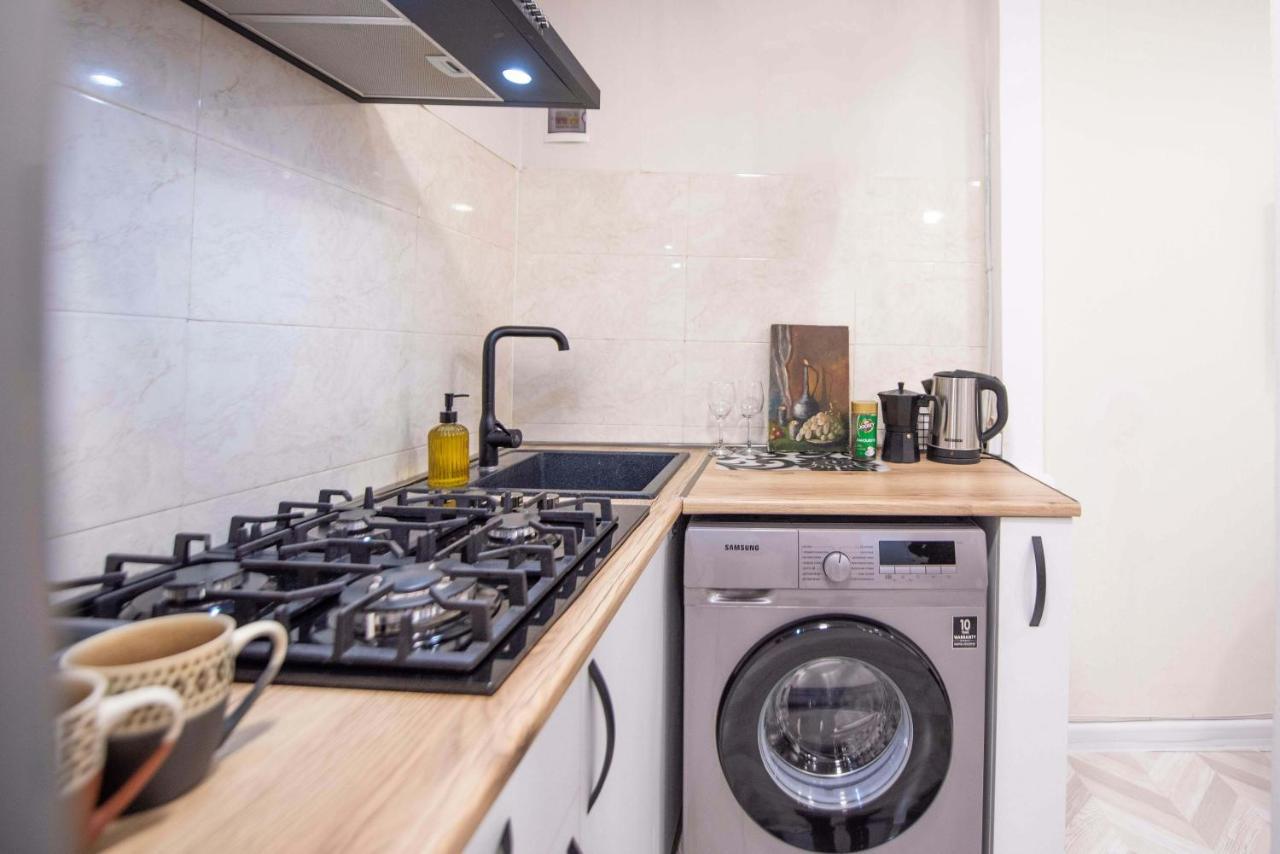 Old Town-Booking Apartment Тбилиси Экстерьер фото
